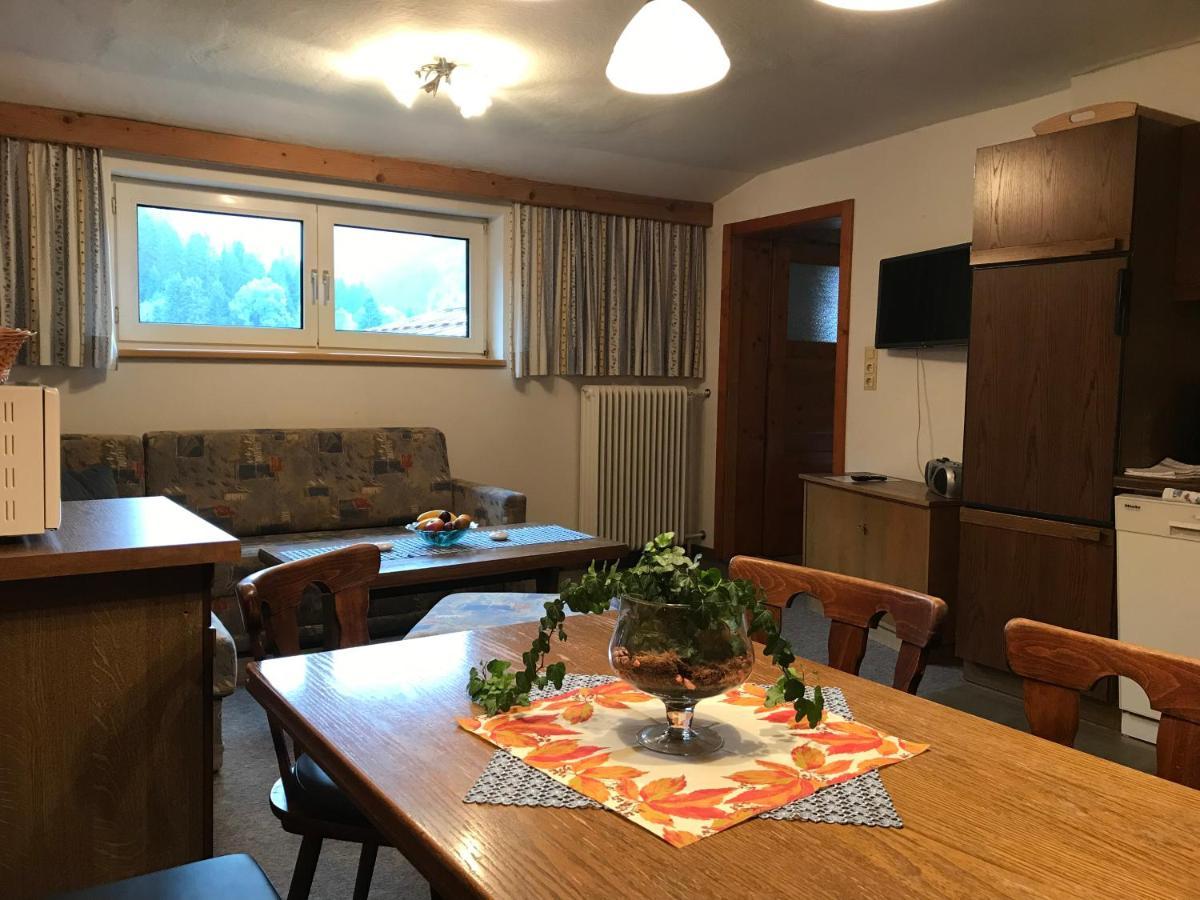 Pony-Ziegen-Hasen-Ranch Bichlbach Apartman Kültér fotó