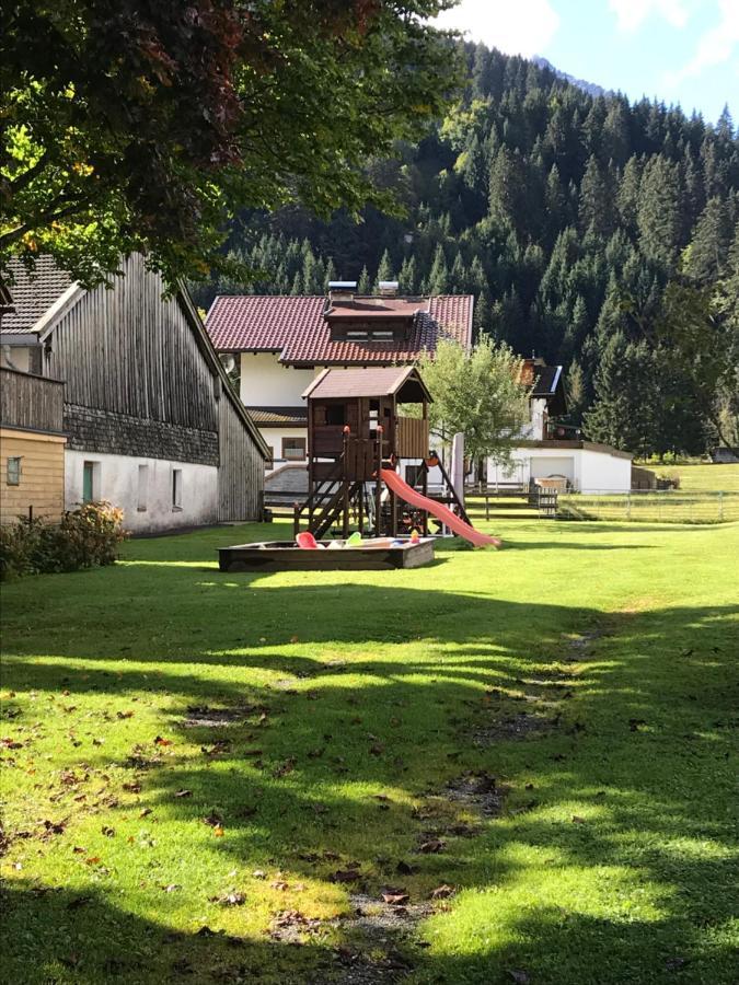 Pony-Ziegen-Hasen-Ranch Bichlbach Apartman Kültér fotó